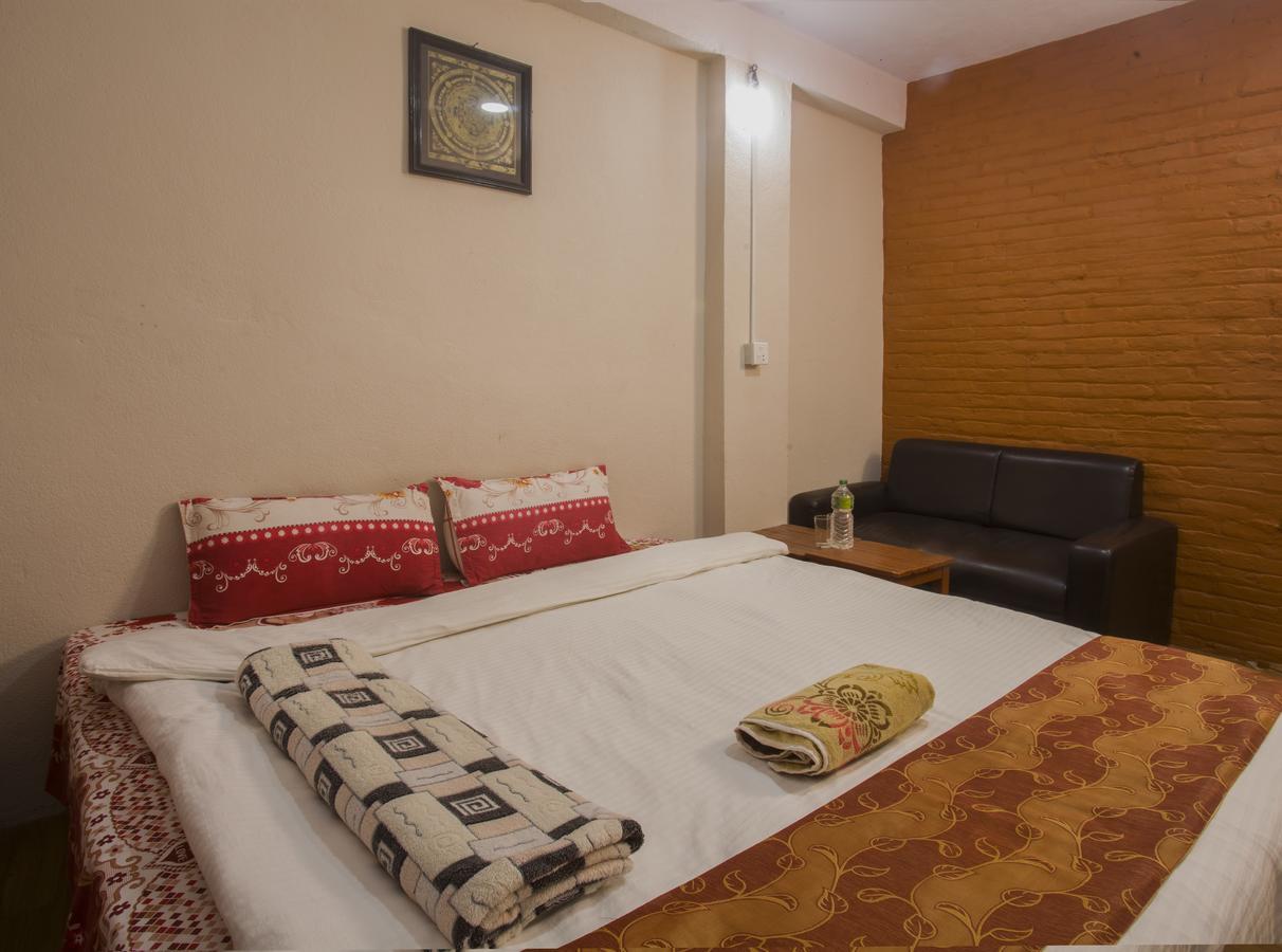 ลังตัง วิว นาครโกฏ เบด แอนด์ เบรคฟาสต์ Hotel นาการ์ก็อต ภายนอก รูปภาพ